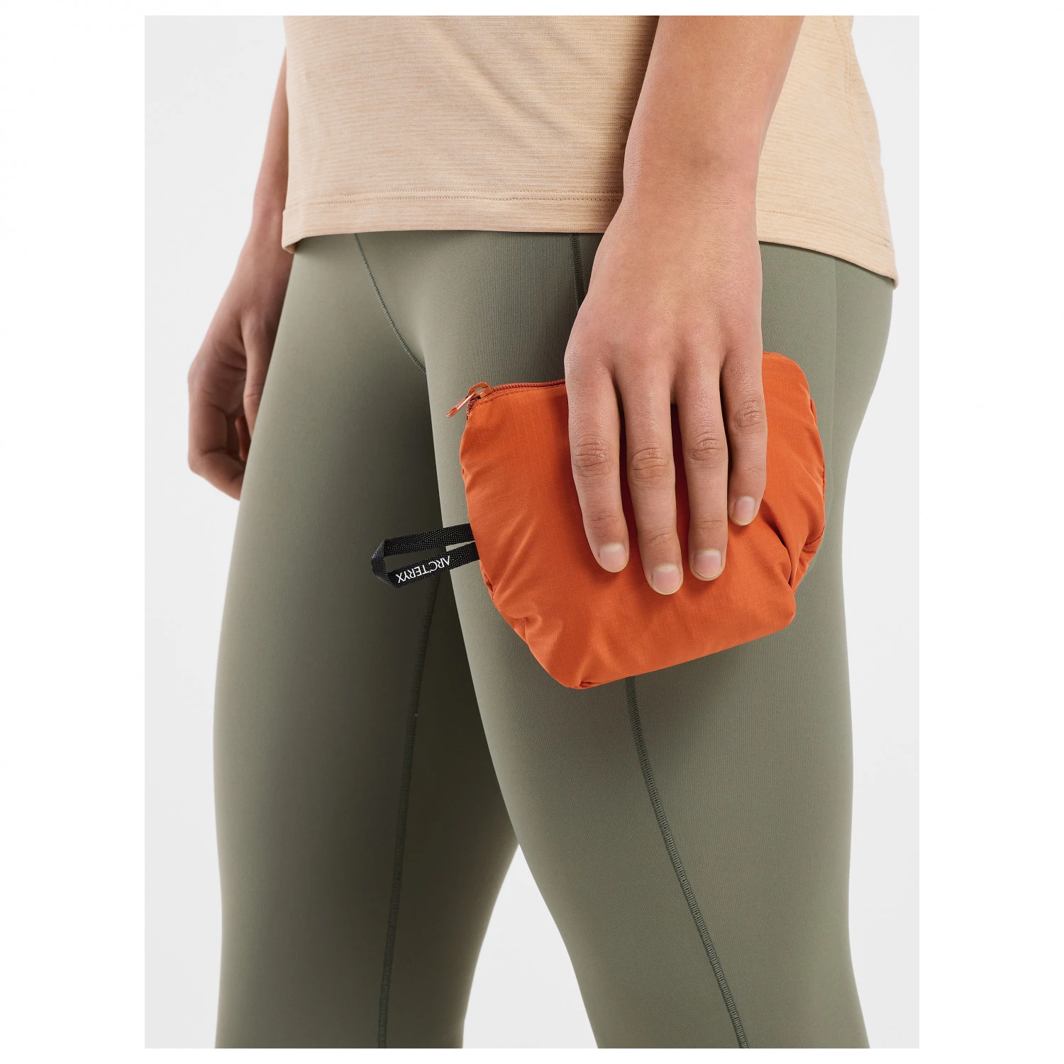 Arc'teryx Women's Squamish Hoody - Softshell Jacket - Image 6