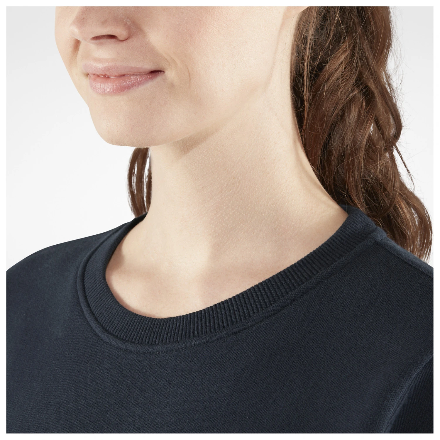 FJÄLLRÄVEN Women's Fjällräven Logo Sweater - Jumper - Image 7