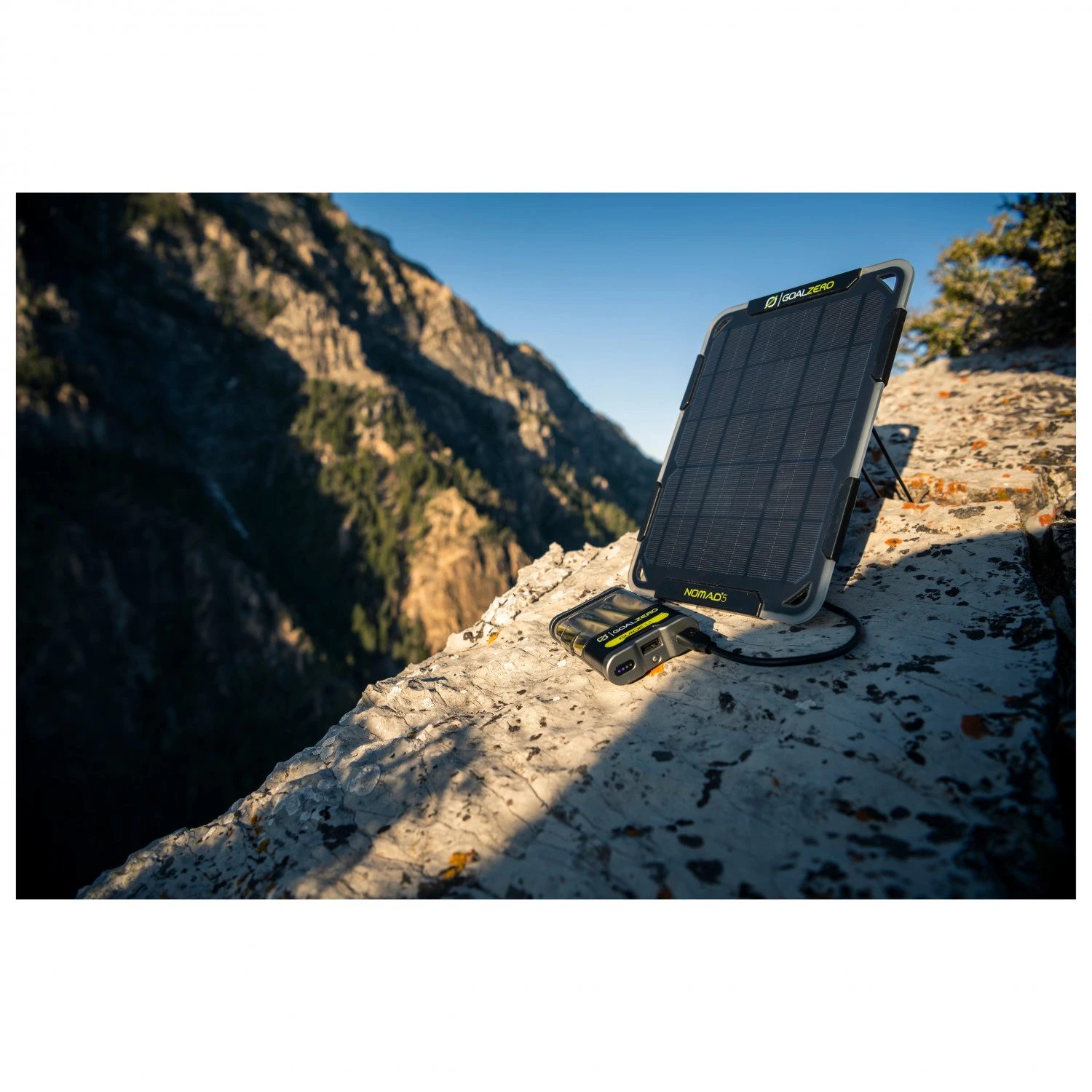 Goal Zero Guide 12 Nomad Solar Kit - Solar Panel - Image 9