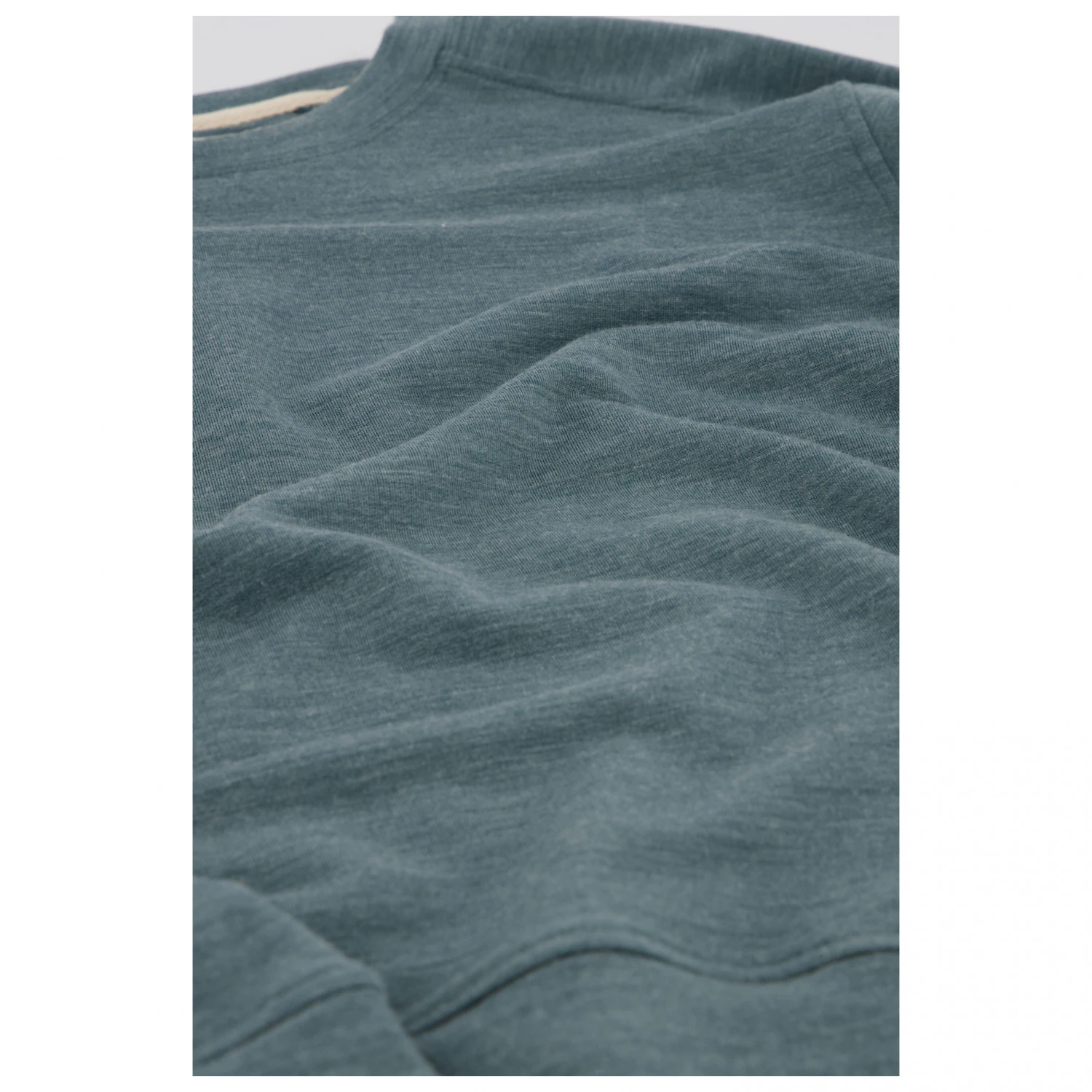 Mons Royale Covert Lite Crew - Merino Jumper - Image 4