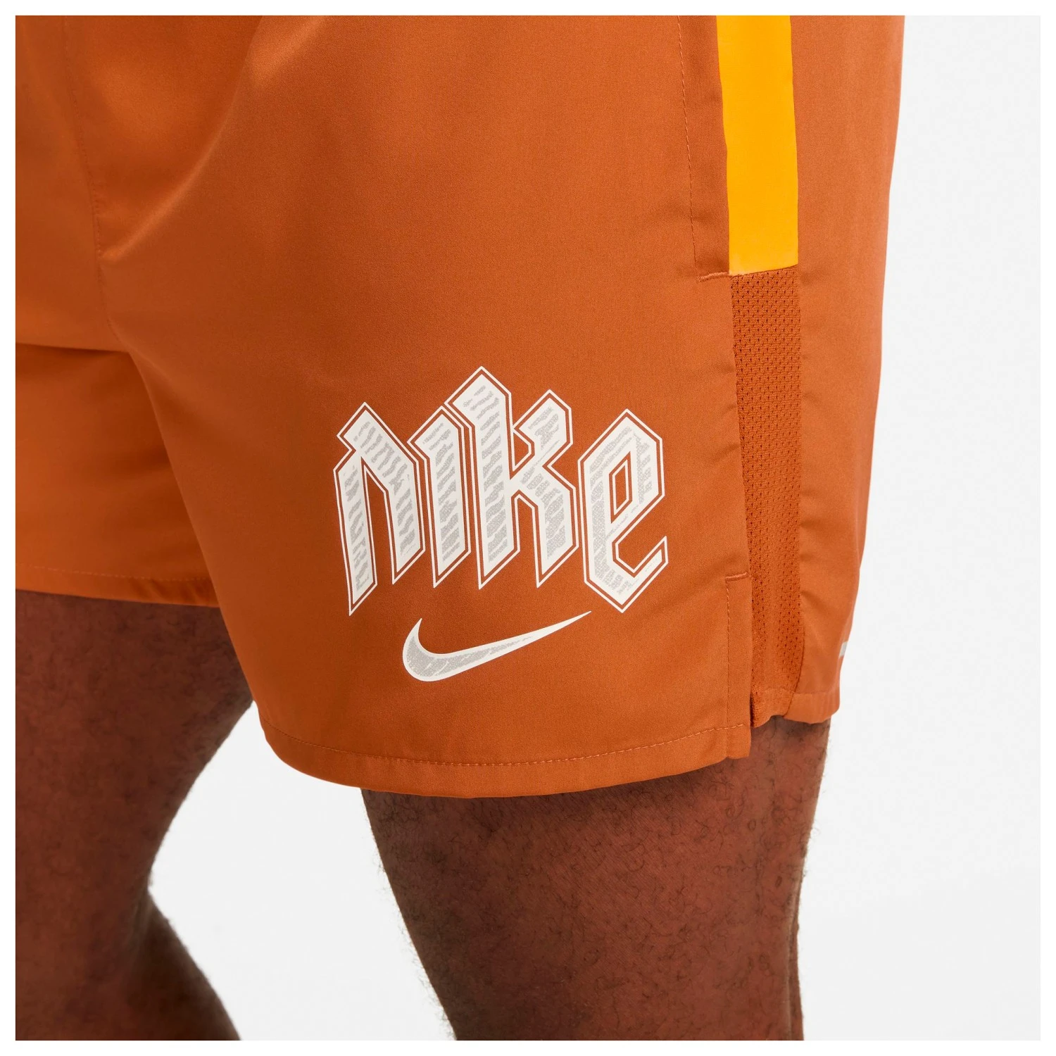 Nike Dri-FIT Run Division Challenger - Running Shorts - Image 5