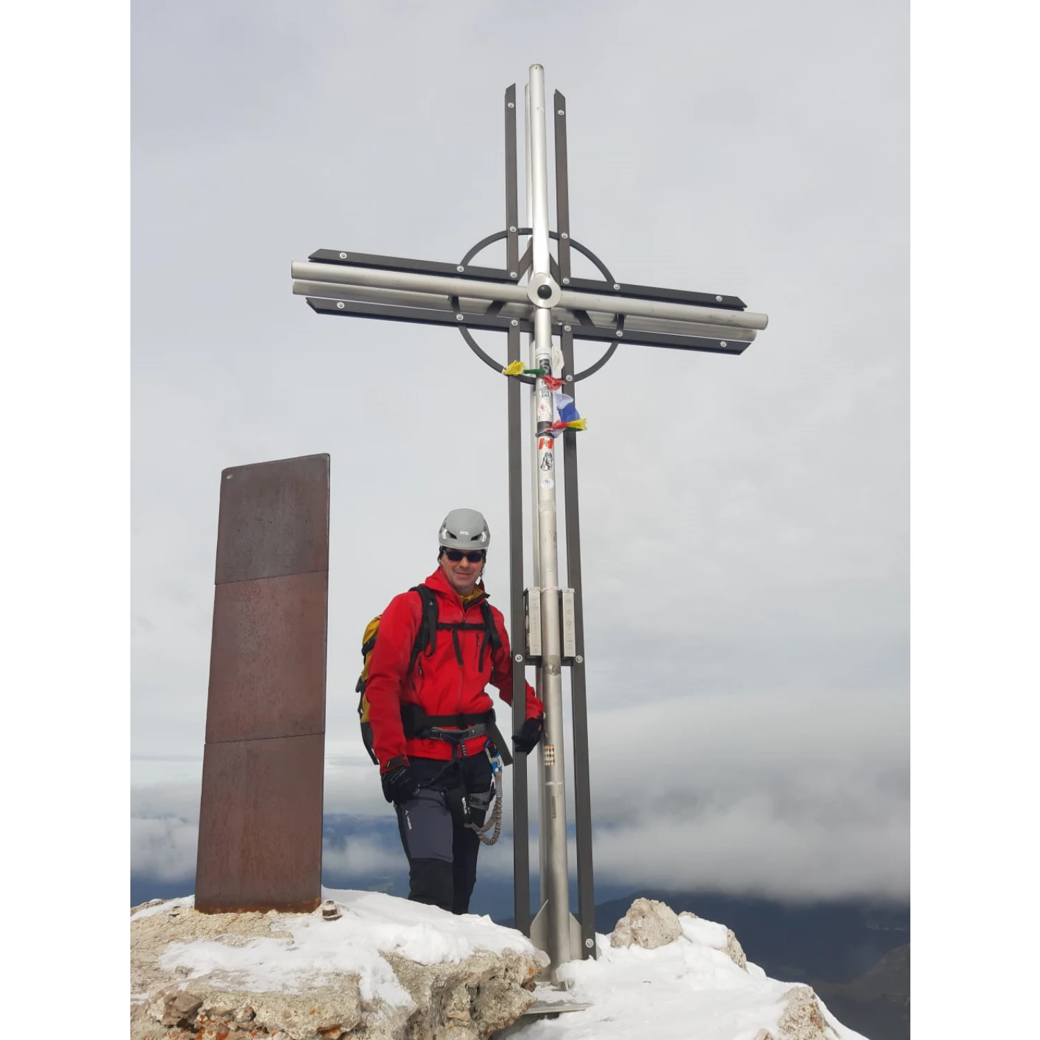 Petzl Meteor Helmet - Climbing Helmet - Image 3