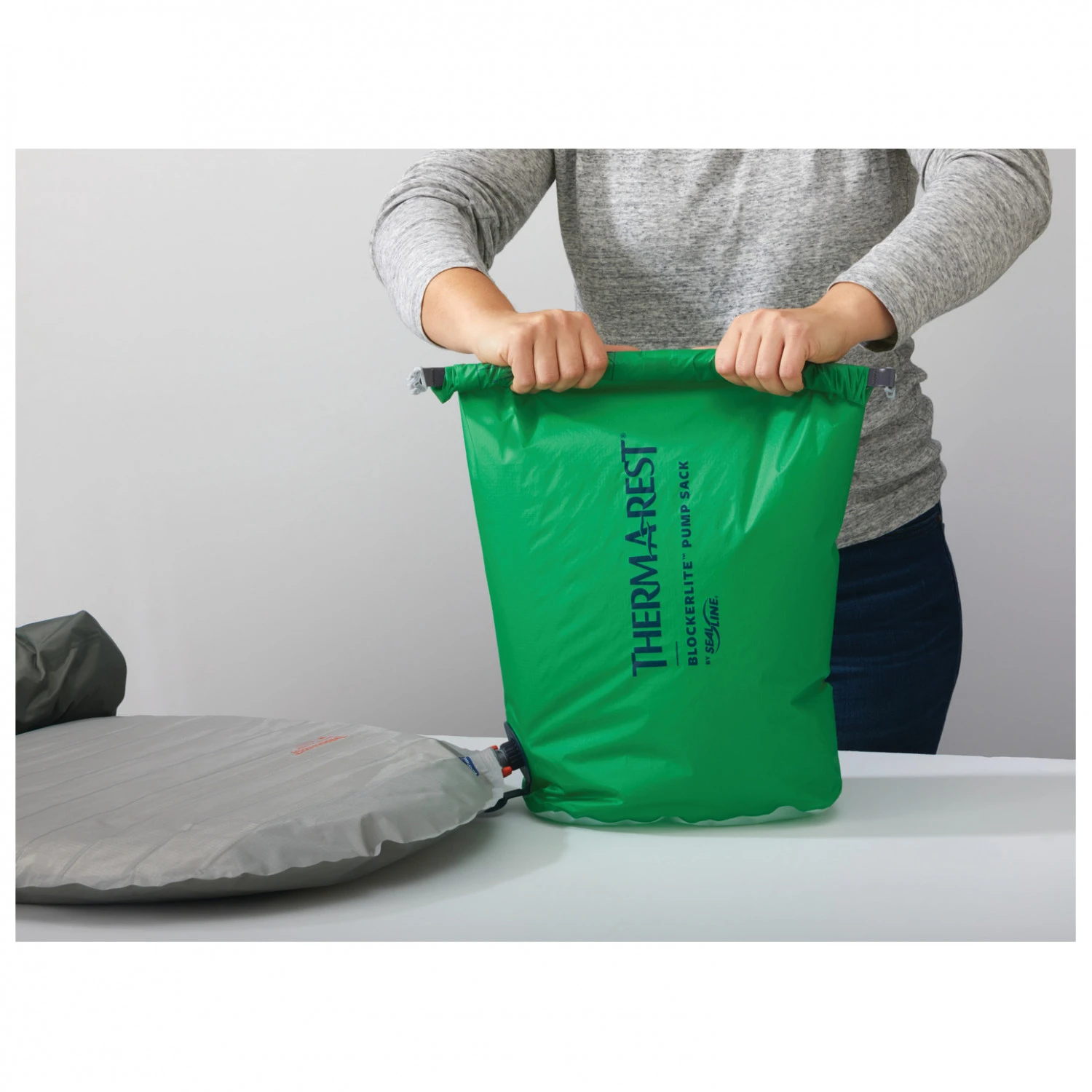 Therm-a-Rest BlockerLite Pump Sack - Stuff Sack - Image 3